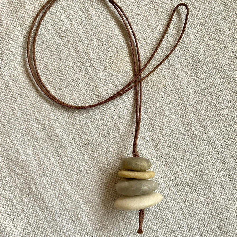 Tan and Cream Stacked Stone Necklace - Picture 2 of 3